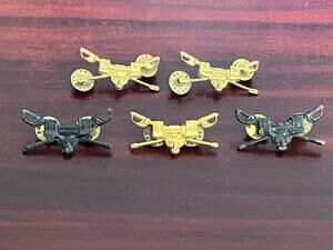 VTG US Military Calvary Saddle Crosses Sabers Lapel Pins Gold Tone Lot of 5 Army